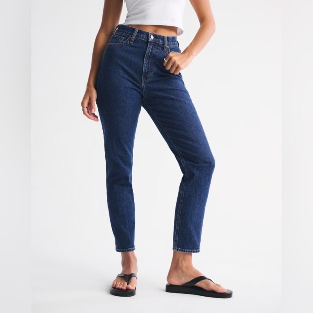 Abercrombie Curve Love Ultra High Rise Ankle Straight Jean Dark Wash Size 27 - 4
